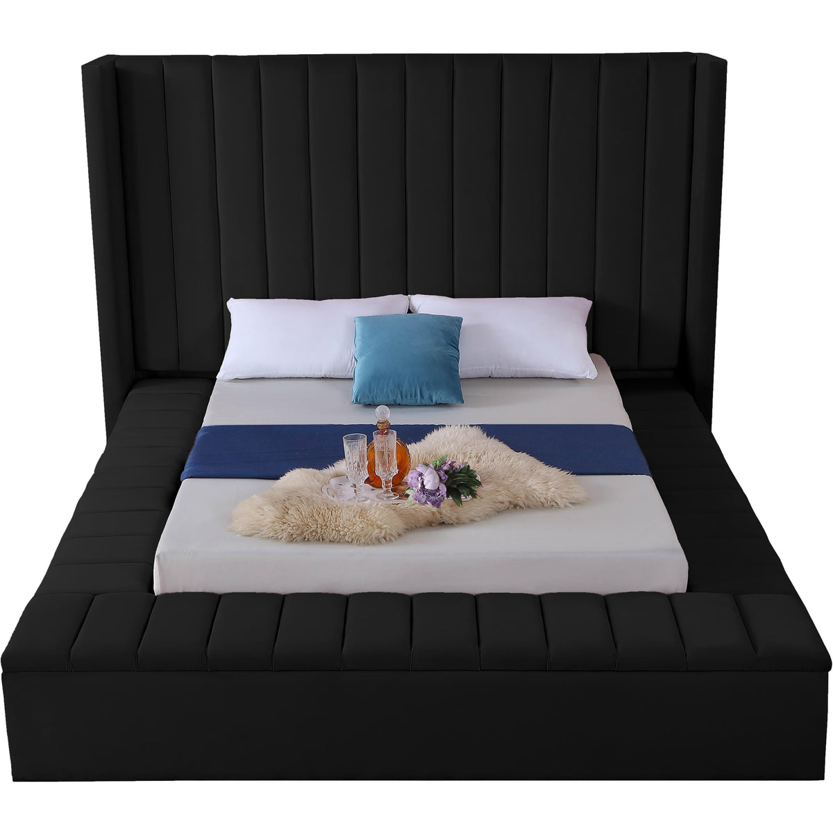 Meridian Kiki Black Velvet Full Bed (3 Boxes)