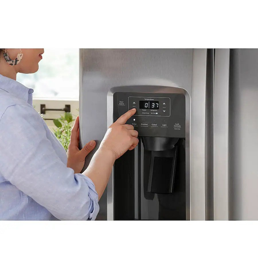 GE - 36 in. Wide 25.3 Cu. Ft. Side-by-Side Refrigerator with External Ice & Water Dispenser - Stainless Steel