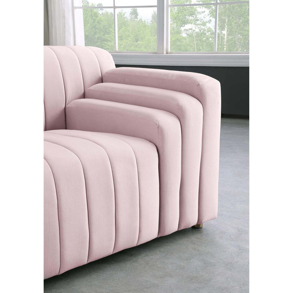 Meridian Naya Pink Velvet Chair