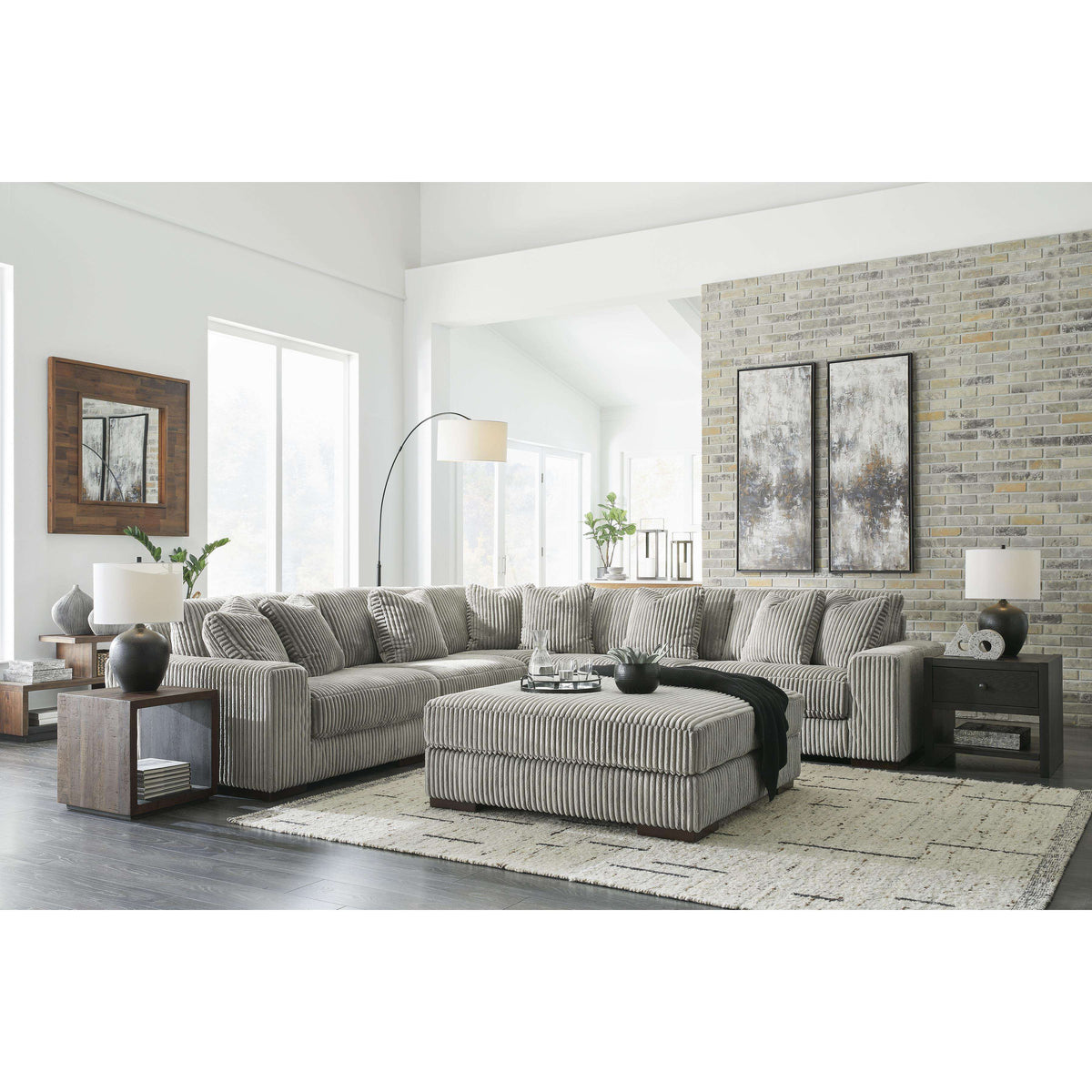 Swipe Furniture Exclusive Design Lindyn Fabric 5 pc Sectional 2110546/2110546/2110564/2110565/2110577