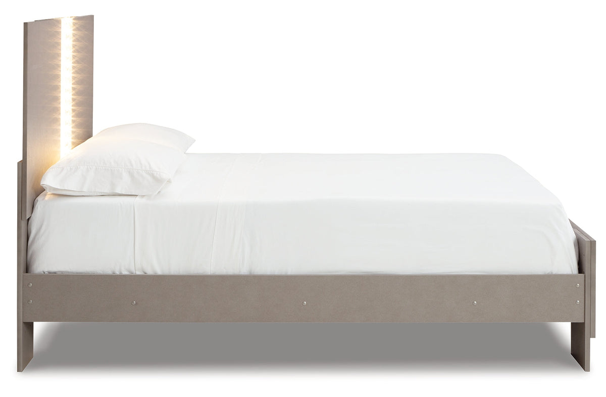 Surancha Panel Bed