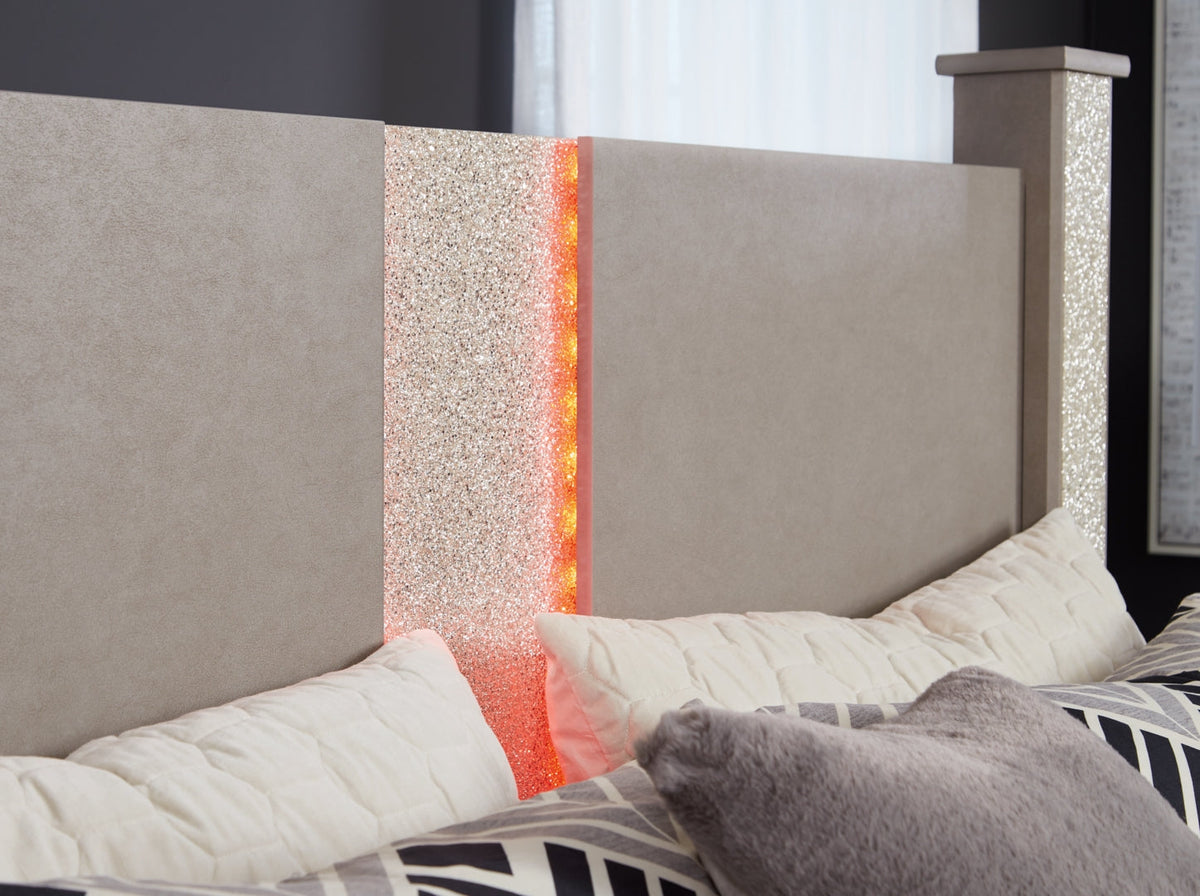 Surancha Panel Bed