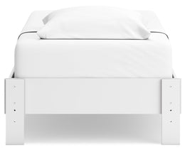 Hallityn Panel Platform Bed