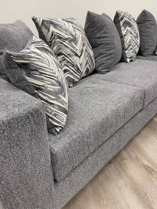 110 - Sectional
