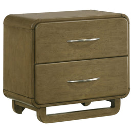 Amsbury Bedroom Set Nutmeg
