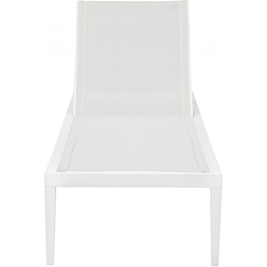 Meridian Nizuc White Mesh Water Resistant Fabric Outdoor Patio Aluminum Mesh Chaise Lounge Chair