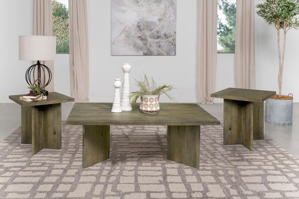 Andando  Coffee and End Table Set