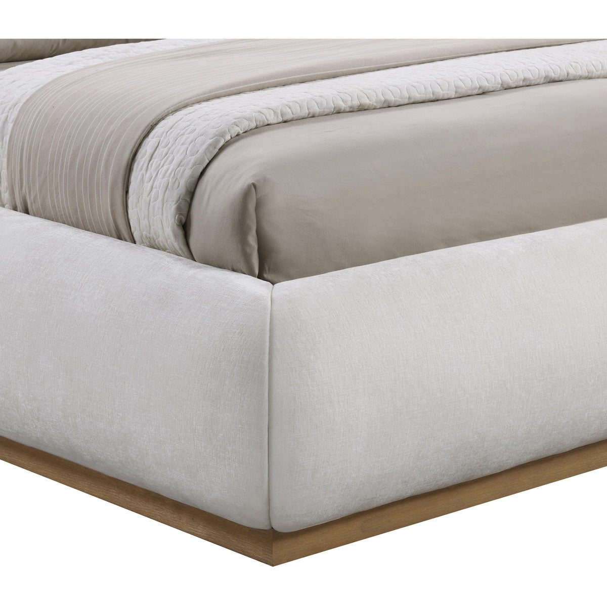 Meridian Vaughn Cream King Bed