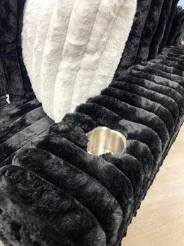 9600 - Black Sectional (Clearance)