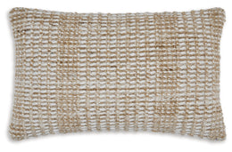 Hathby Pillow