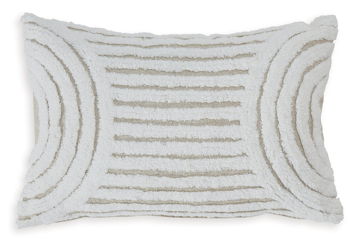 Farissen Pillow