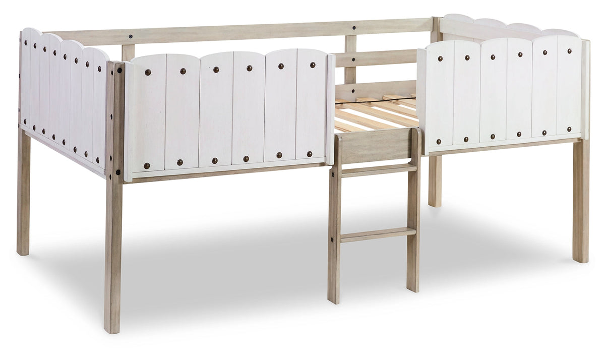 Wrenalyn Twin Loft Bed