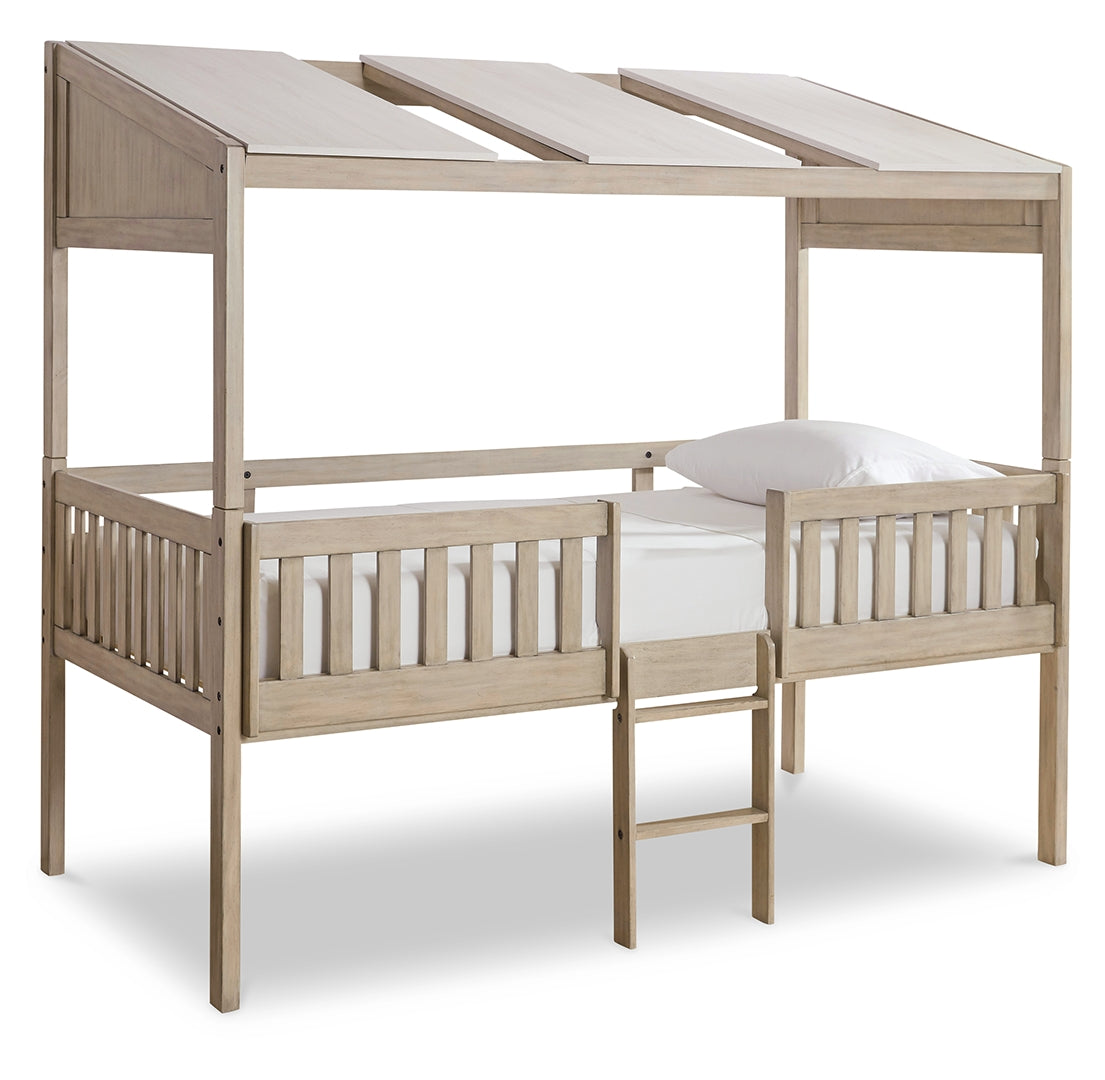 Wrenalyn Twin Loft Bed