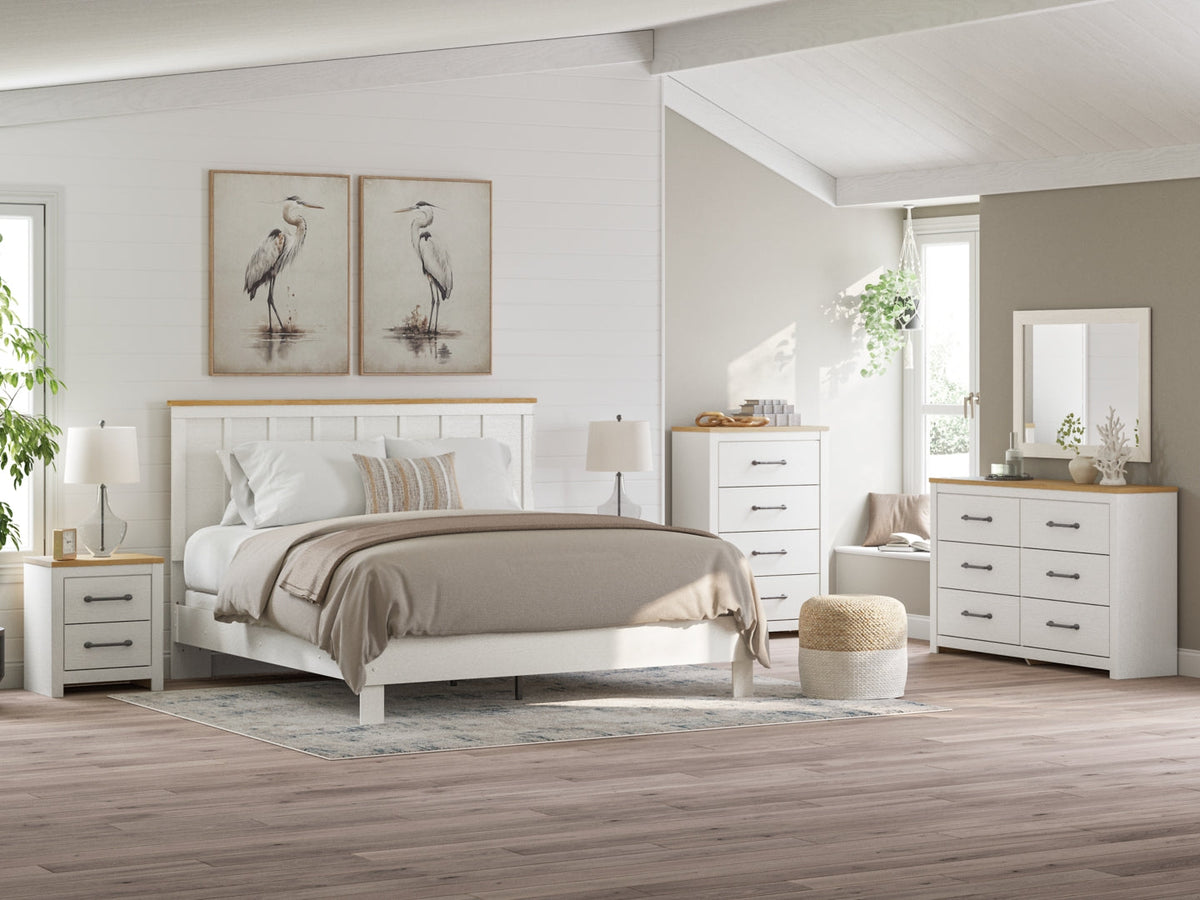Linnocreek Panel Bed