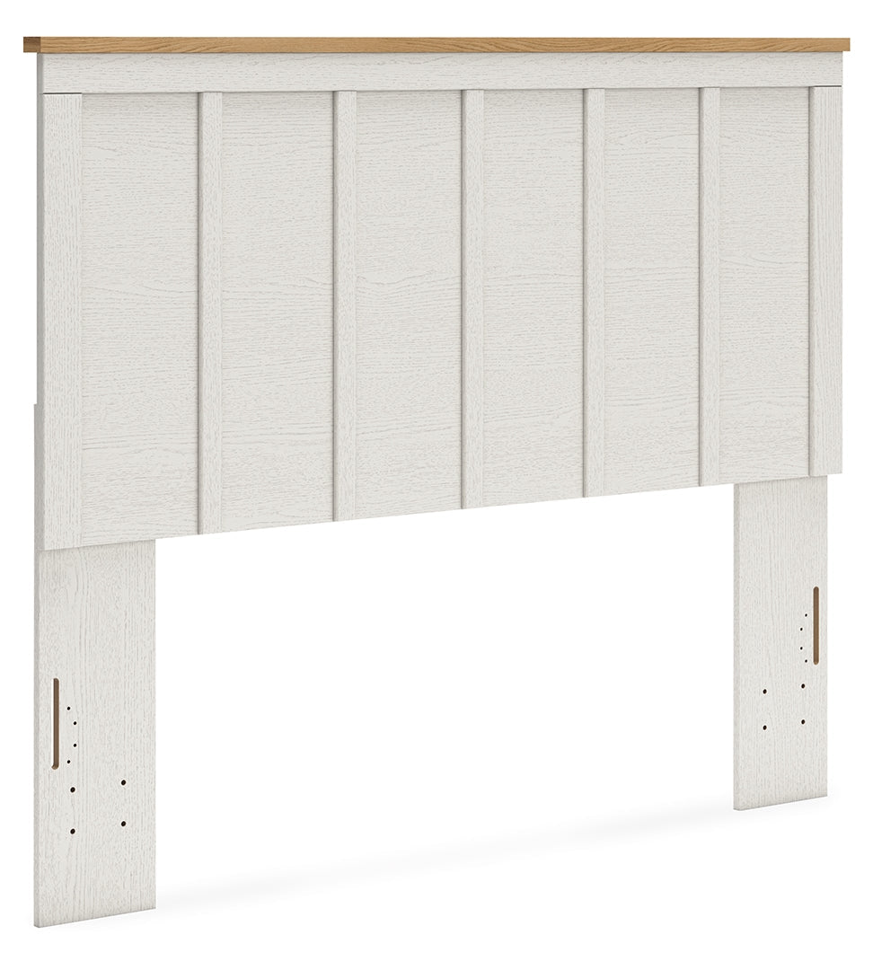 Linnocreek Panel Bed