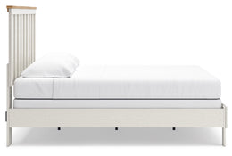 Linnocreek Panel Bed