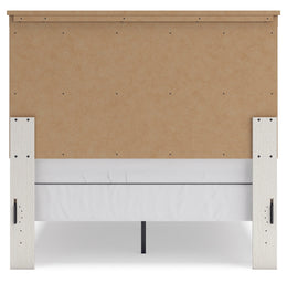 Linnocreek Panel Bed