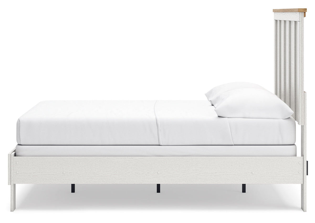 Linnocreek Panel Bed