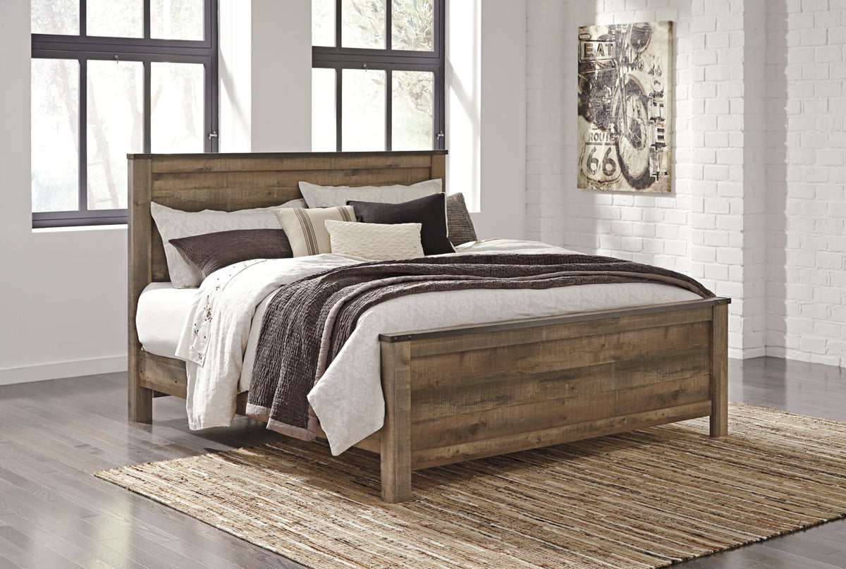 Trinell Poster Bed