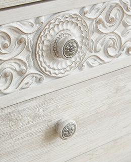 Paxberry Six Drawer Dresser