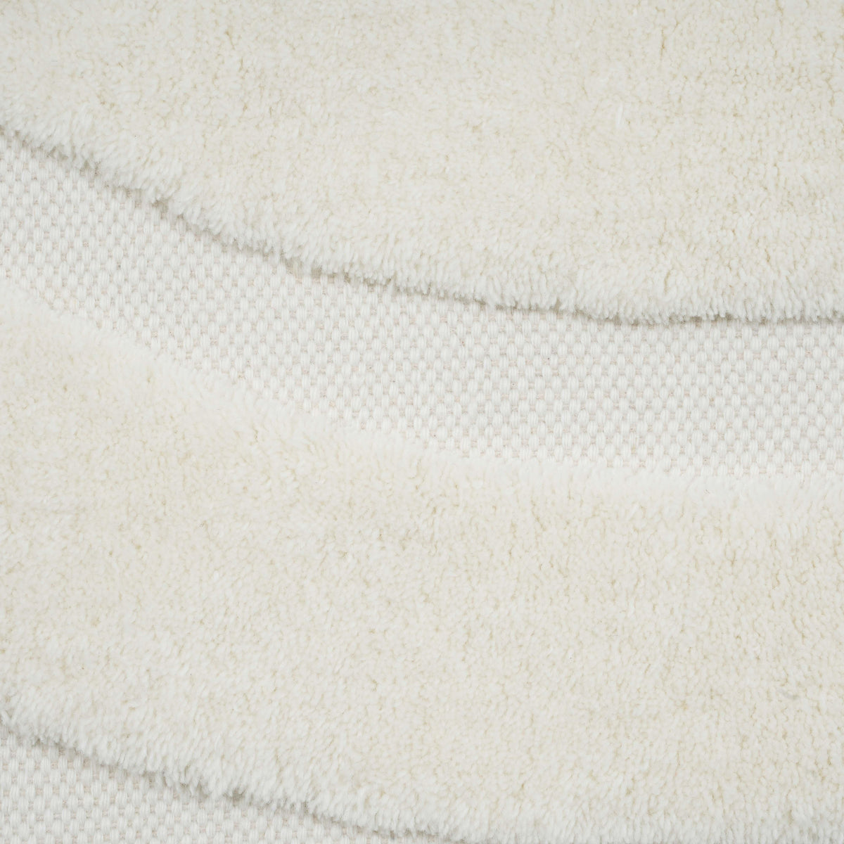 Loop White 5' x 8' Area Rug
