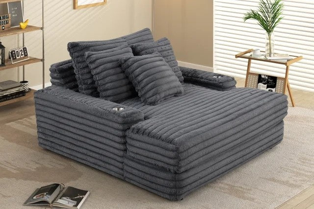 1400 - Chaise **NEW ARRIVAL**